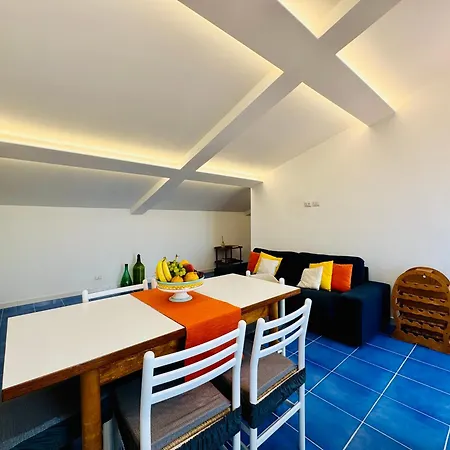 Yourhome - La Famiglia Meta